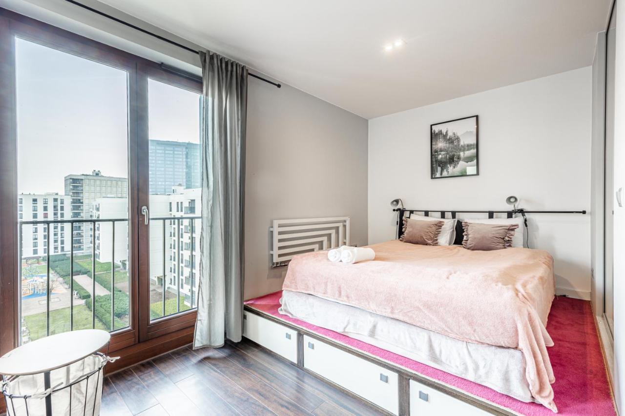 Spacious Studio Ac View Pokorna 2 Parking Varsovie Extérieur photo